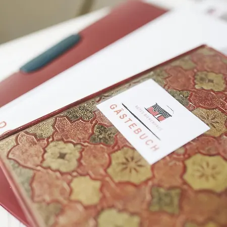 Rotes Bienenhaus Kottenheim