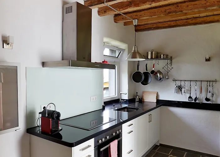 Rotes Bienenhaus Kottenheim